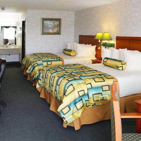Magnuson Hotel Howell/Brighton Eksteriør billede