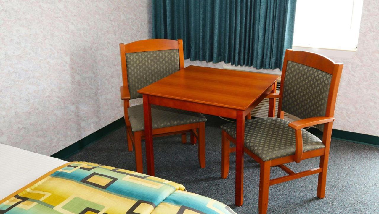 Magnuson Hotel Howell/Brighton Eksteriør billede